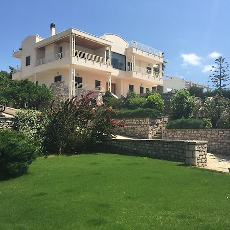Villa Elaianthos à Kalamata Extérieur photo