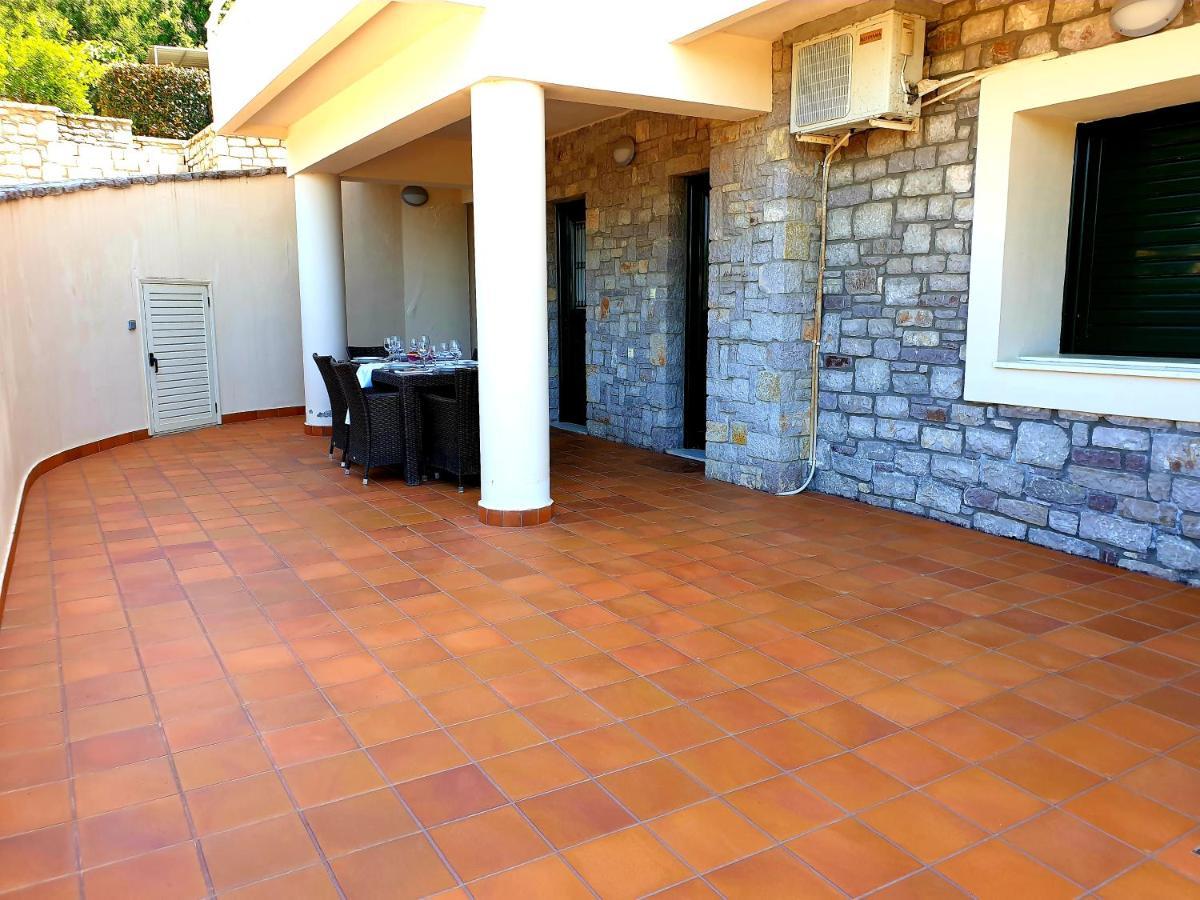 Villa Elaianthos à Kalamata Extérieur photo
